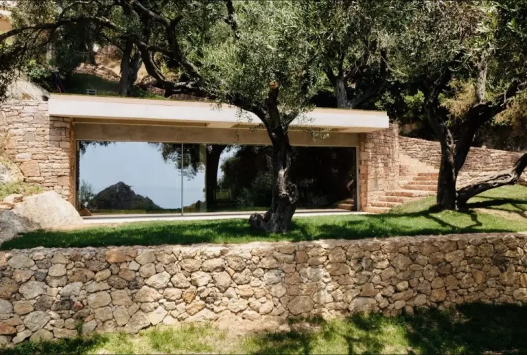 Amberton Green Corfu Villa RocknRolla